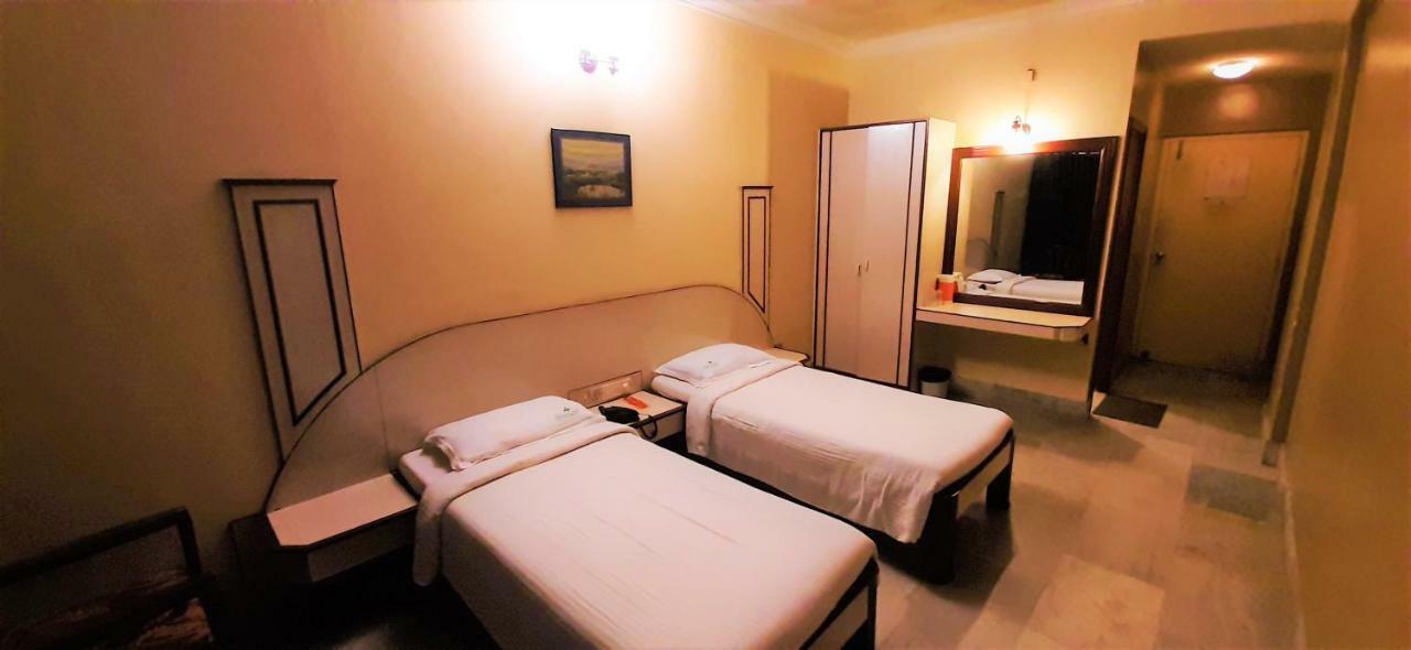 Hotel Mangalore International Екстериор снимка