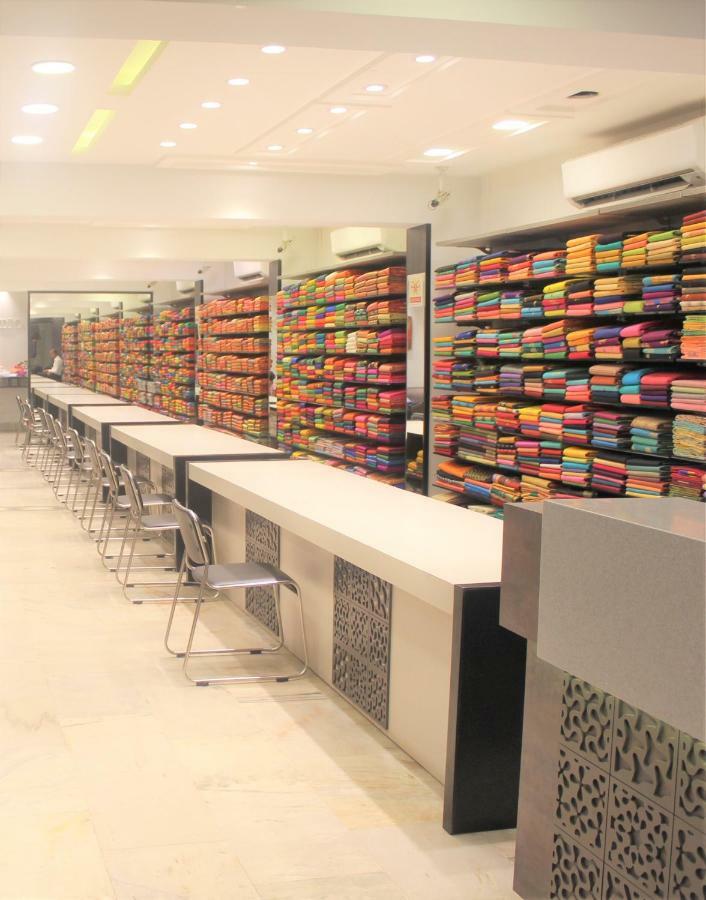 Hotel Mangalore International Екстериор снимка