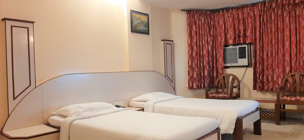 Hotel Mangalore International Екстериор снимка